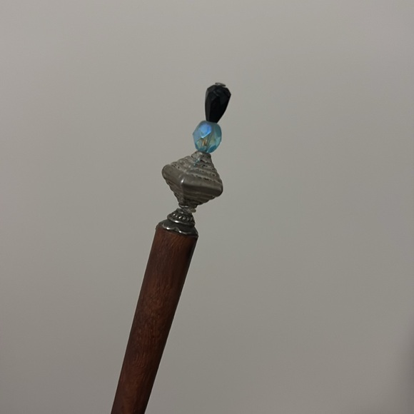 Sticks and Stones Hairstick - Picture 2 of 5